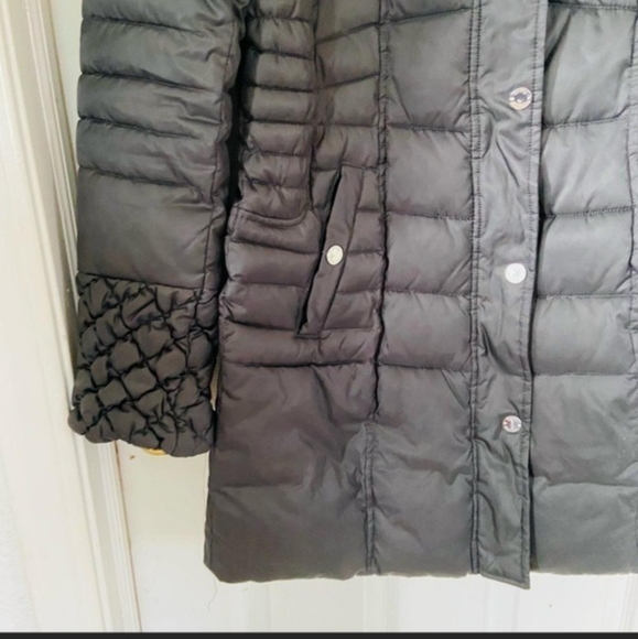 Betsey Johnson Women's Black Quilted Puffer Coat - Picture 2 of 3